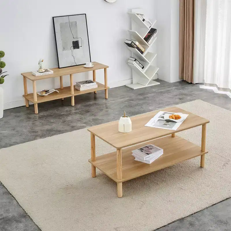 Table basse à deux niveaux en bois avec étagère de rangement et pieds ronds en hévéaTable basse minimaliste pour salon, appartement ou bureau