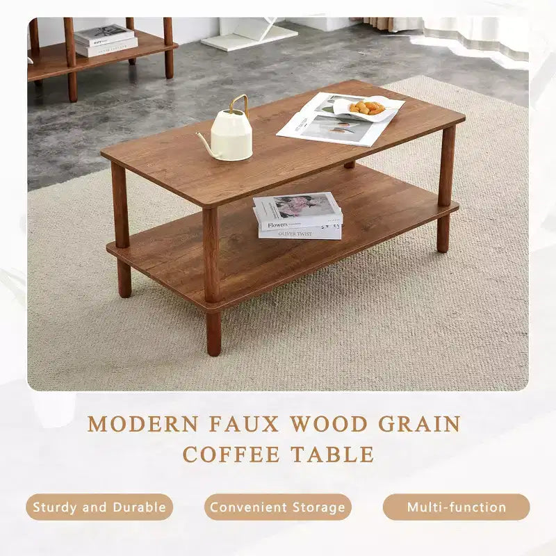Table basse à deux niveaux en bois avec étagère de rangement et pieds ronds en hévéaTable basse minimaliste pour salon, appartement ou bureau