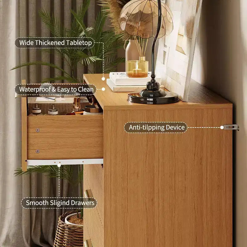 Commode cannelée à 5 tiroirs, organisateur de commode moderne de 32 pouces avec poignées métalliques pour chambre ou salon